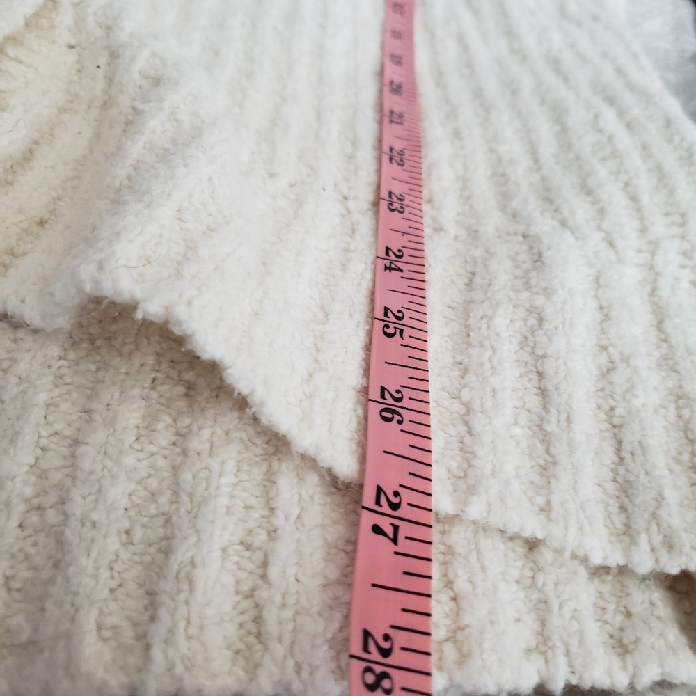 American Eagle Cream White Cardigan Sweater - Picture 10 of 11